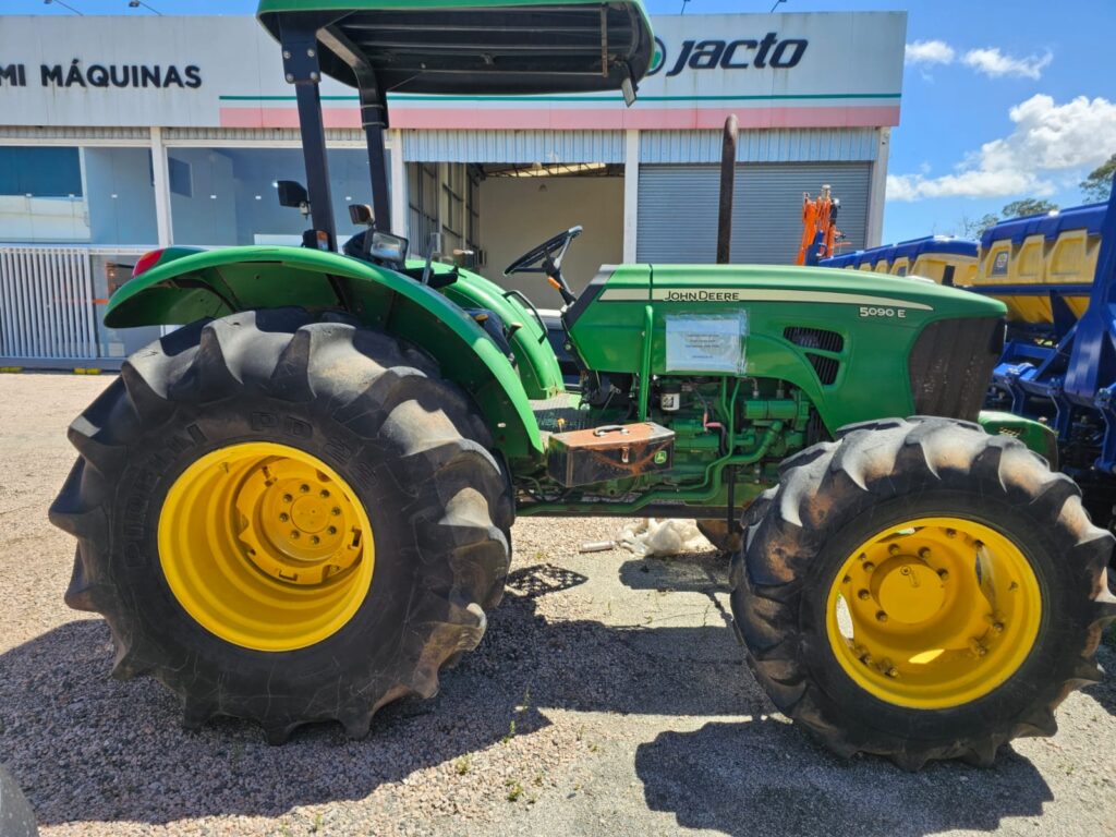 WhatsApp Image 2025-12-16 at 10.27.51 (1)