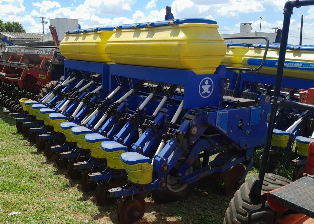 Plantadeira Imasa 10 linhas Plantum traseira serie 38895 01